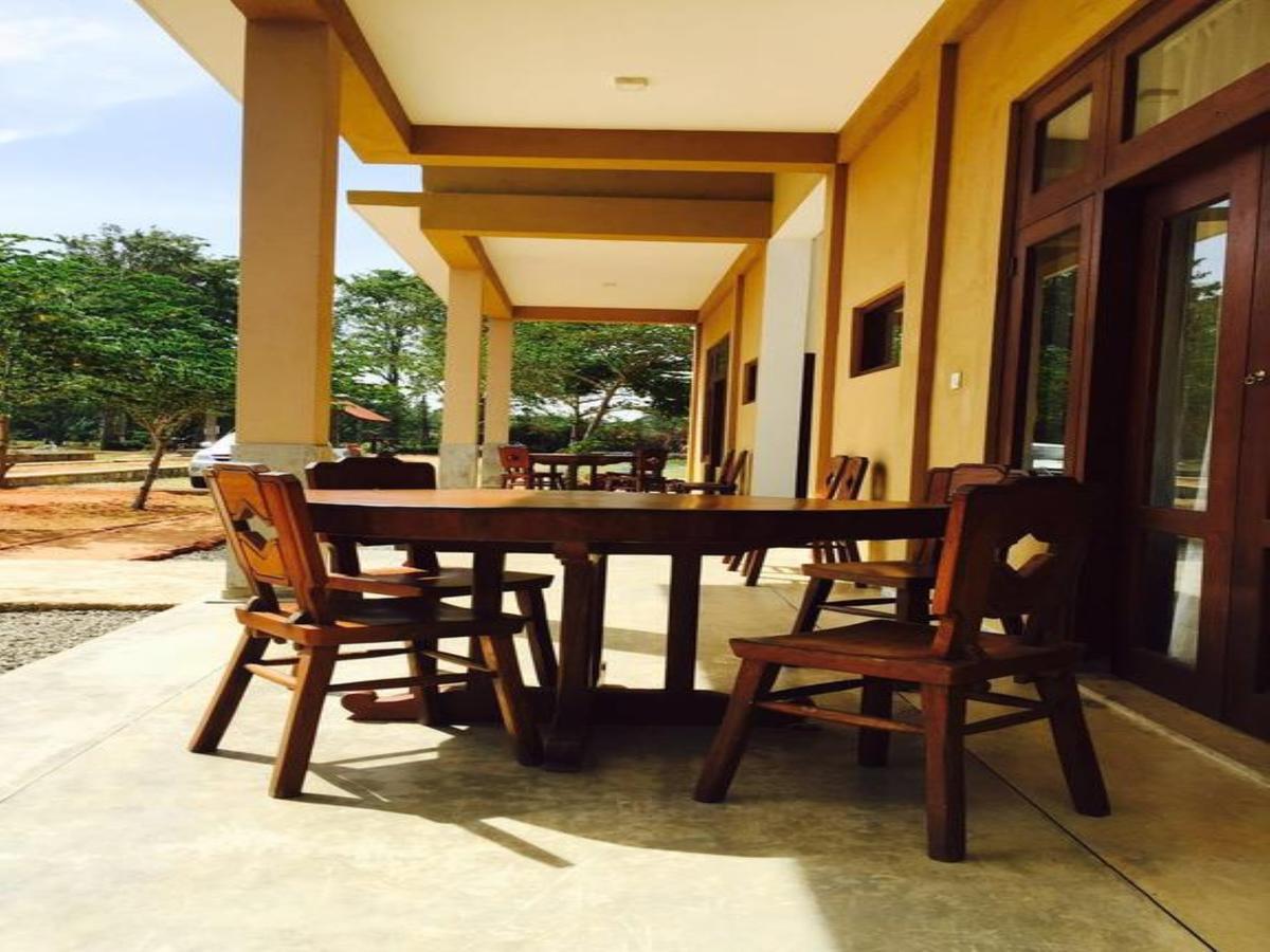 Castle Rock Sigiriya Hotell Kibissa Eksteriør bilde