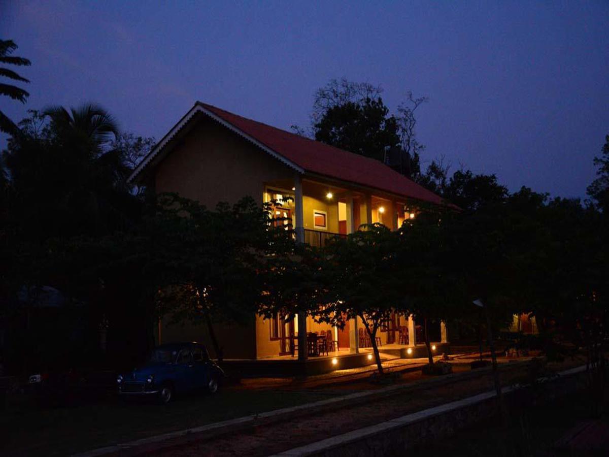 Castle Rock Sigiriya Hotell Kibissa Eksteriør bilde